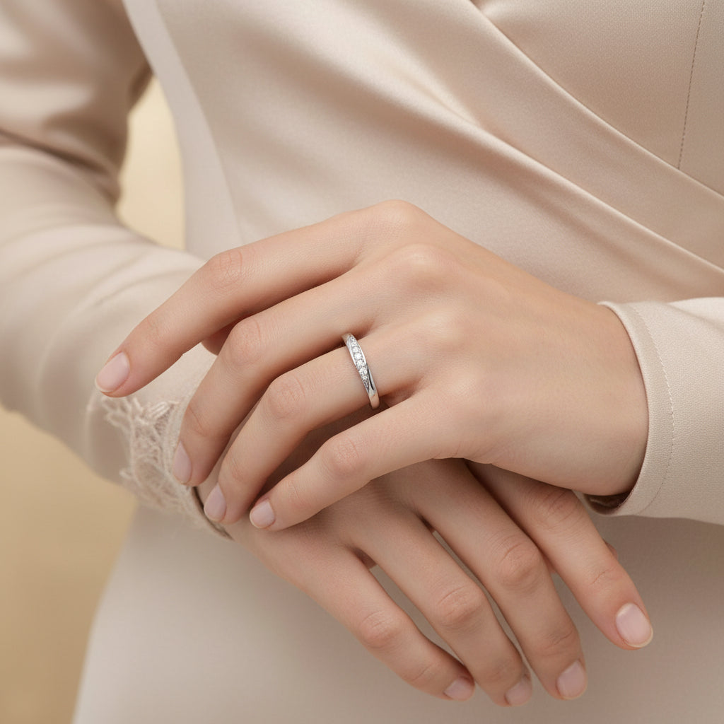 14K White Gold Diamonds Ring